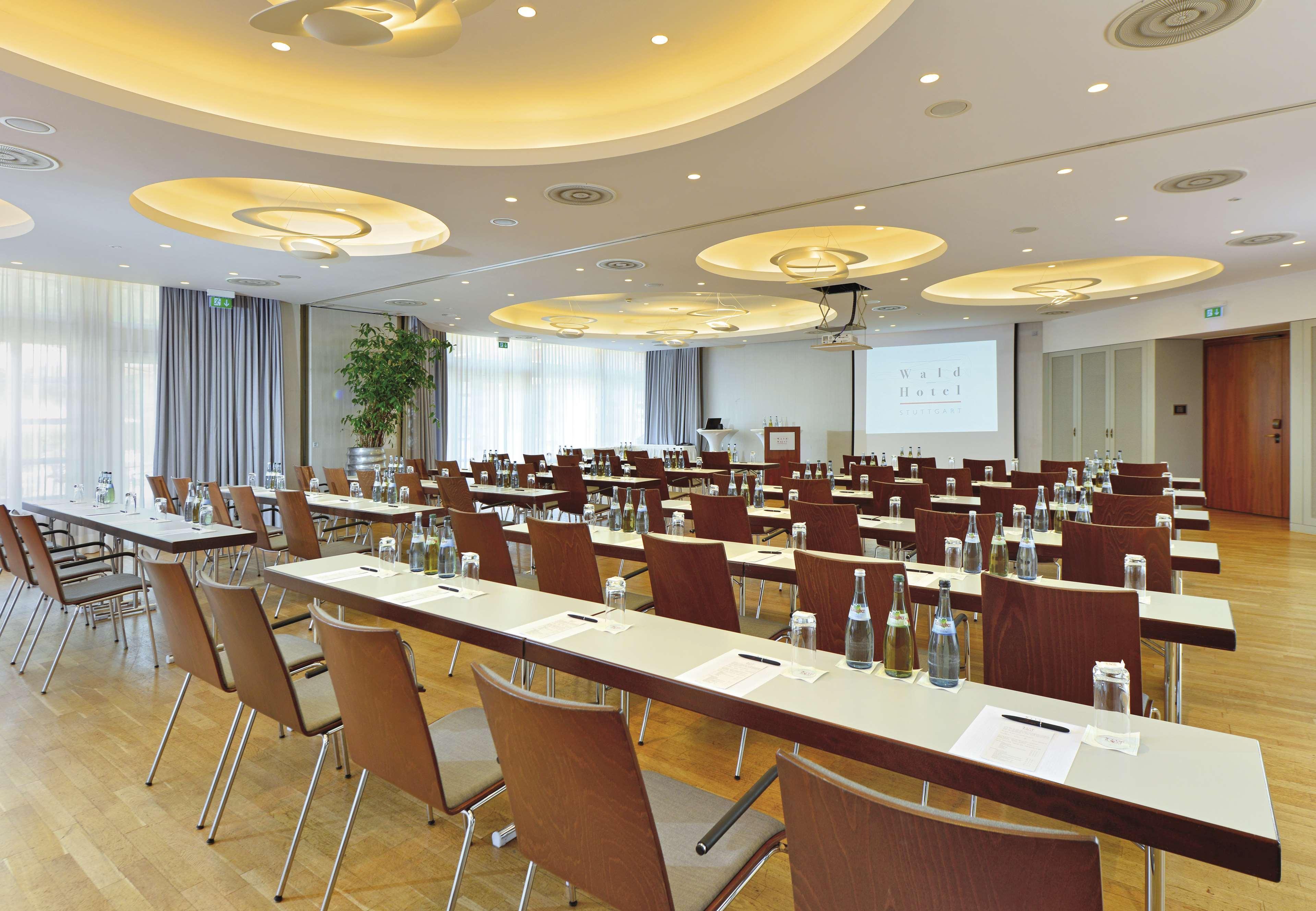 Waldhotel Stuttgart Exterior foto